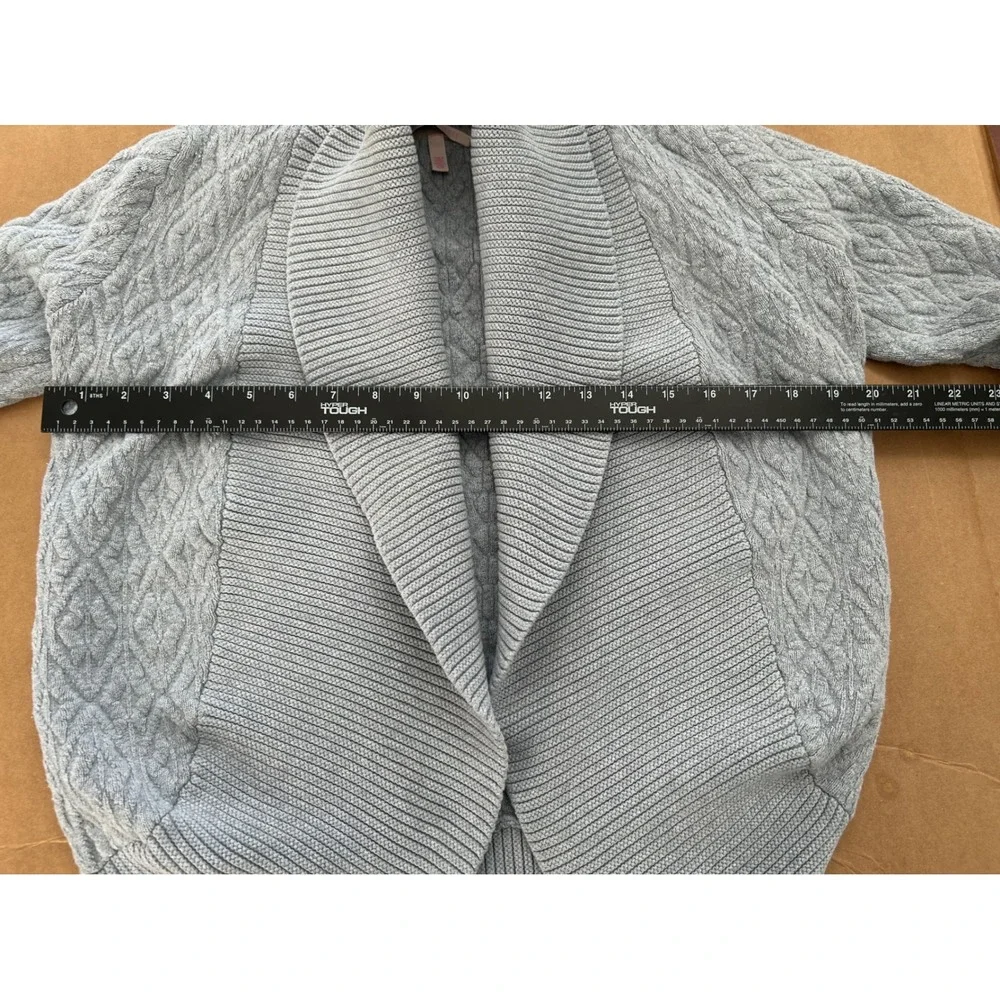 Victoria's Secret Light Gray Cable Knit Shawl Collar Cardigan Sweater Size Small